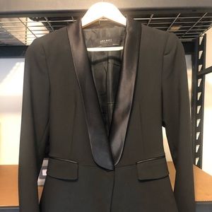Zara Brand Black Tuxedo Blazer